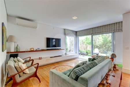 Casa à venda com 3 suítes no condomínio Villa Splendore, São Paulo - SP