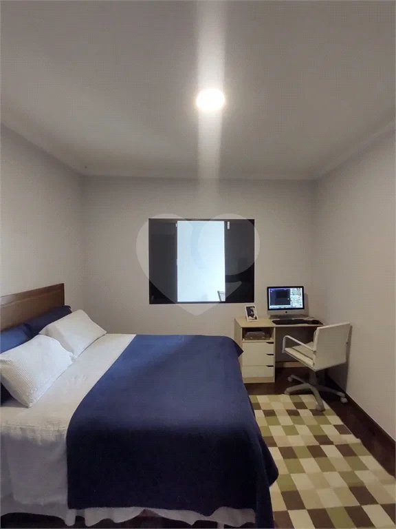 Casa com 300m² , 4 dormitórios , sendo 2 suítes , 5 vagas , à venda no bairro Curuçá , em Santo André.