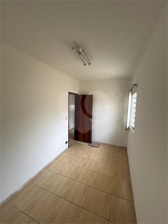 Excelente sobrado para comércio ou residência na Vila Santa Catarina