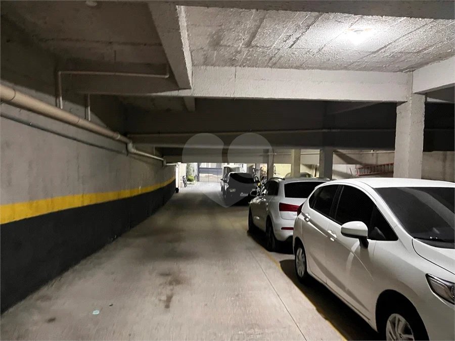 SOBRADO PARA VENDA EM CONDOMINIO FECHADO NA CASA VERDE.