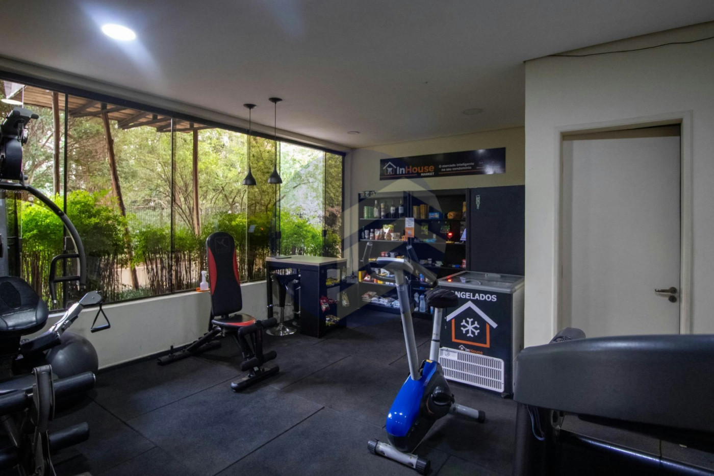 Duplex à venda com 2 quartos, sendo 2 suítes, em Jardim Londrina, São Paulo - SP