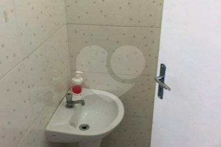 Salão comercial de 200m2 para locação na Mooca