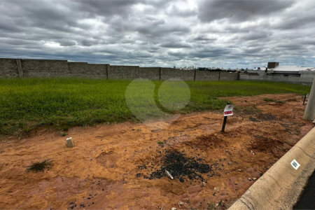 Terreno à venda no Residencial Amary, São Carlos/SP