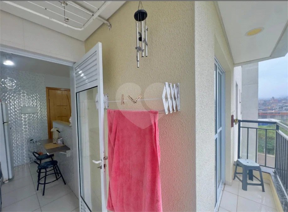 Apartamento à venda no Taboão, em Guarulhos, com 51 m² com 2 dormitórios e 1 vaga de garagem