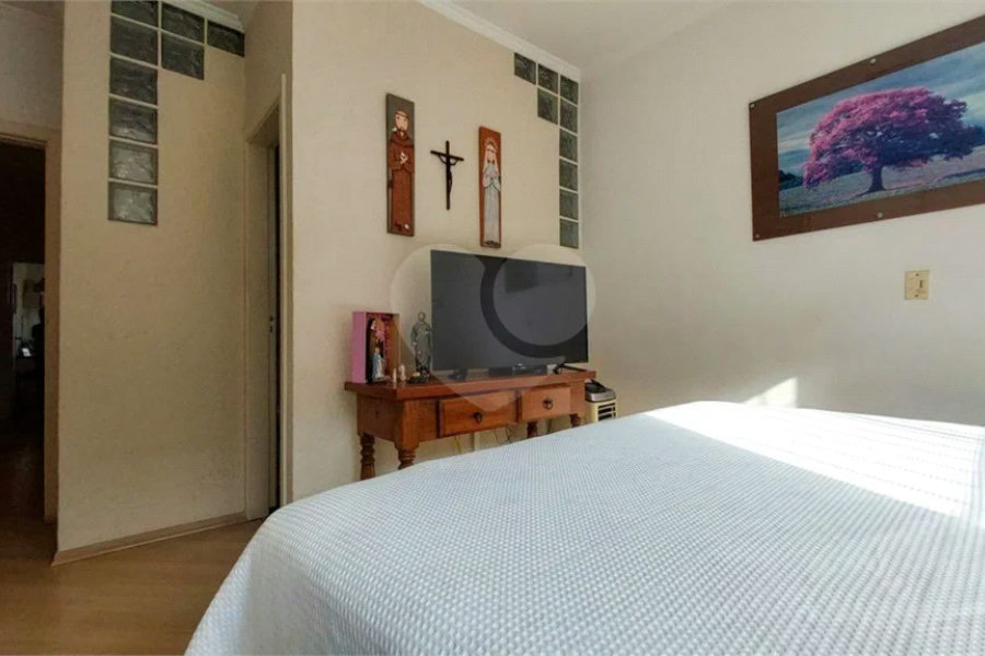 Casa à venda com 3 quartos, sendo 1 suíte,  em Vila Paulista, São Paulo, SP