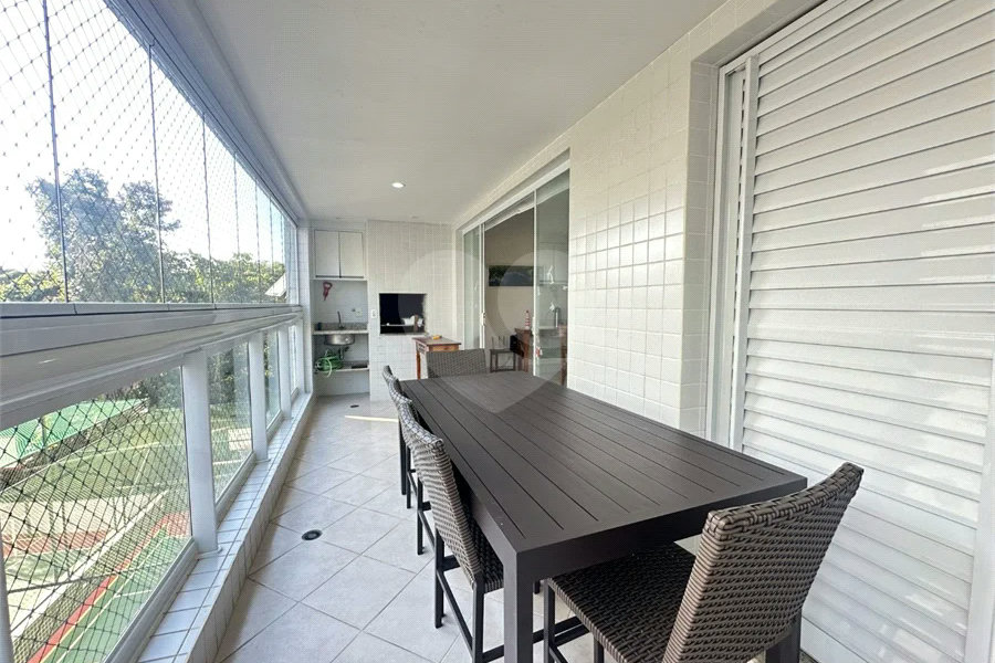 Apartamento à venda com 4 quartos, sendo 2 suítes,  em Riviera de São Lourenço, Bertioga, SP
