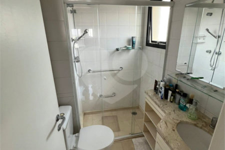 Apartamento à venda com 2 suítes em Campo Belo, São Paulo, SP