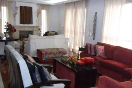 Cobertura à venda com 4 quartos, sendo 3 suítes, em Campo Belo, São Paulo, SP