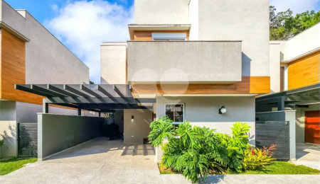 Casa à venda com 3 suítes no condomínio Th Harmonia, São Paulo - SP