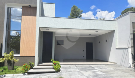 Casa à venda com 3 quartos, sendo 1 suíte,  no condomínio Faixa Azul, São Carlos - SP