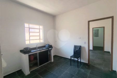 Casa para Locação no Jardim Pau Preto – Indaiatuba/SP - 3 dormitórios, quintal e garagem com portão manual