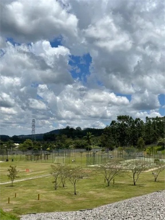 Terreno com 942m² no Condomínio 7 Lagos em Itatiba