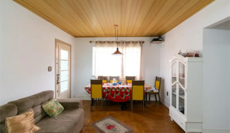 Casa à venda com 170m², 3 quartos e 2 vagas