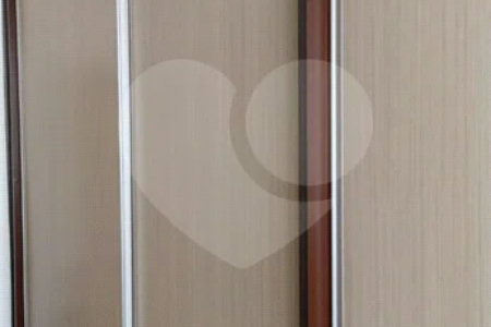 Oportunidade na Mooca: Apartamento a 370m do Metrô com Baixo Condomínio!