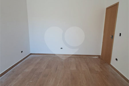 Sobrado Novo com 2 suítes e 2 vagas - Penha