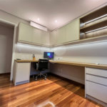 Apartamento de 176 m2 com 4 dormitórios sendo 3 suítes com 3 vagsa Condomínio Dolce Vita Avenida Lacerda Franco ,Cambuci -São Paulo