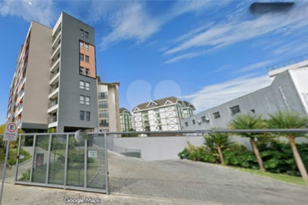 Sala Comercial moderna bem localizada .