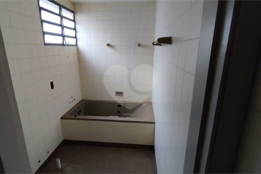 Casa à venda no Centro de Piracicaba -SP.