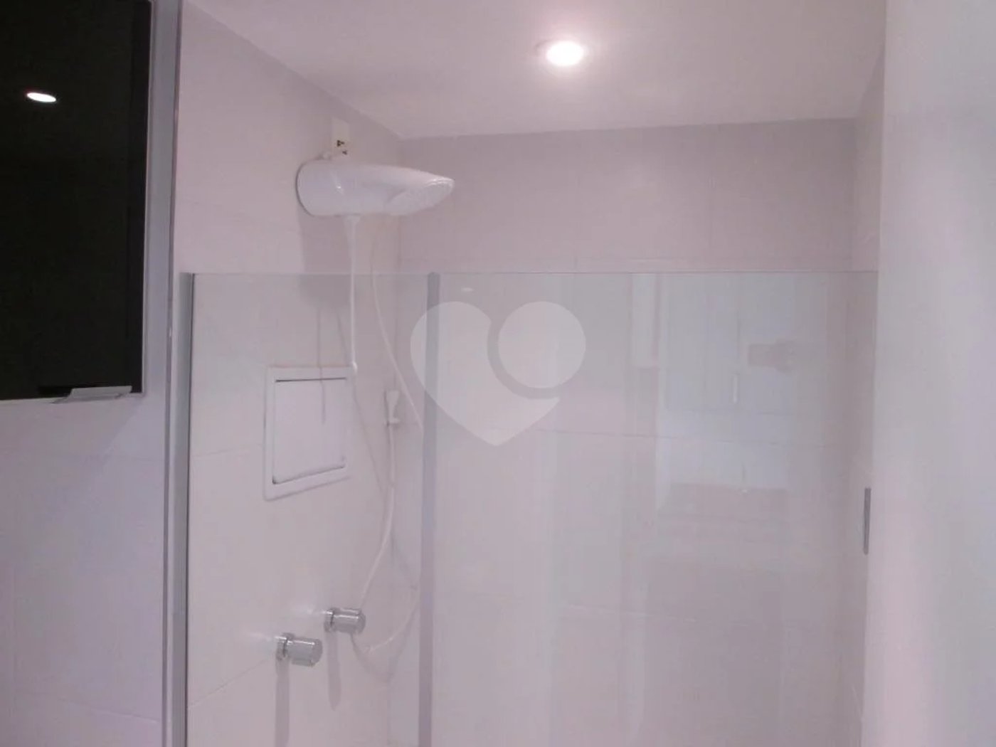 Apartamento novíssimo todo mobiliado, para locação!!