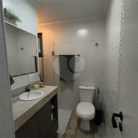 Apartamento de 60m2 na Saúde com 2 dorms, 1 suíte, 2 banheiros, 2 vagas. Estuda permuta.