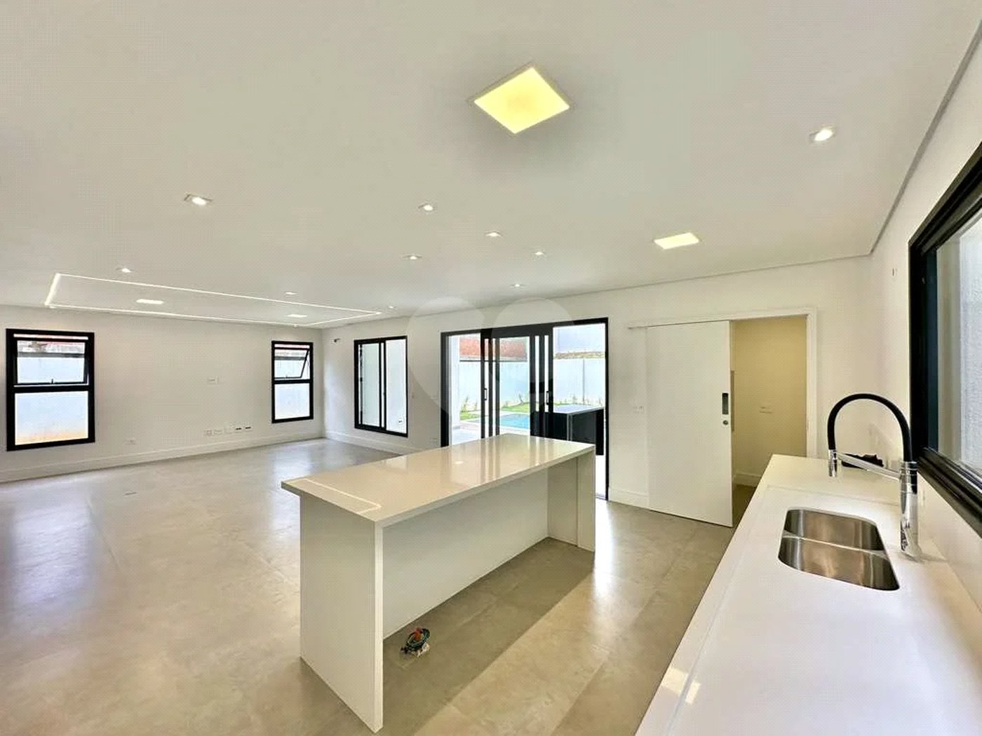 Casa em Cond. Vintage - Zero Km, 3 suítes, piscina, gourmet!