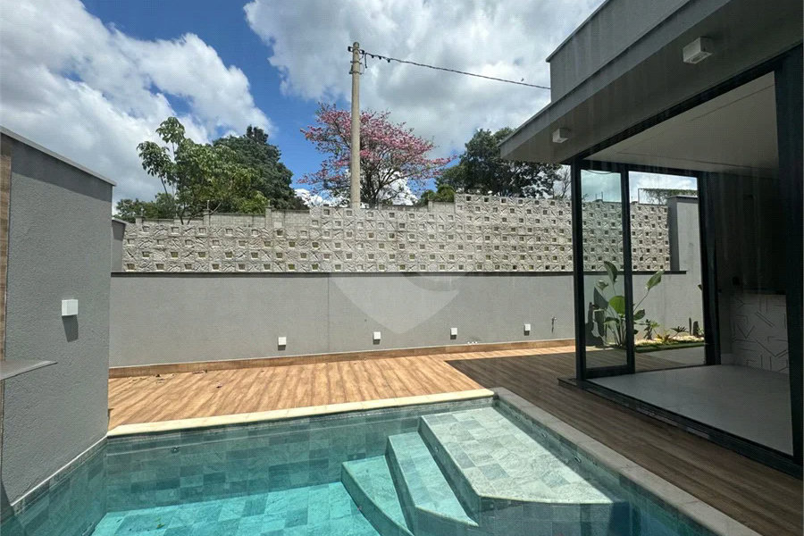 Casa térrea com 3 suítes á venda no Damha 2 de Piracicaba - SP.
