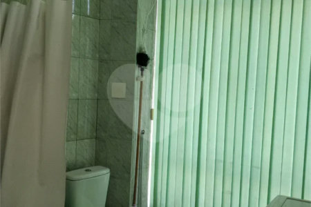 Apartamento e Sala Comercial no centro de São Paulo.
