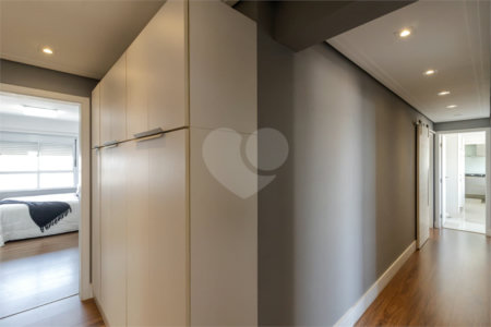 APARTAMENTO IPIRANGA COM 4 SUÍTES E 3 VAGAS - REFORMADO!