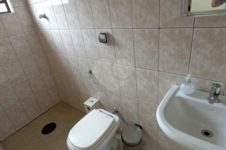 Sobrado comercial para locação em Perdizes | 160m² | 2 Andares | 7 Salas