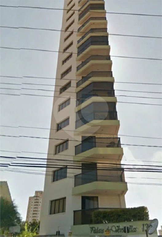 Cobertura duplex à venda na Mooca de 277m² com 3 dormitórios, 1 suíte e 3 vagas.
