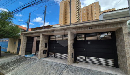Sobrado à venda com 2 suítes em Vila Polopoli, São Paulo, SP
