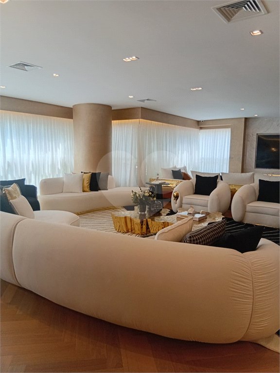 Soleil by Boca do Lobo: Apartamento de 246m² com 4 Suítes e 4 Vagas na Chácara Klabin ALTO PADRÃO