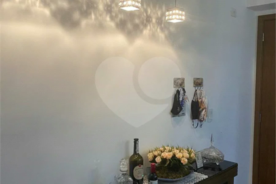 Apartamento à venda com 2 quartos, sendo 1 suíte,  em Riviera de São Lourenço, Bertioga, SP