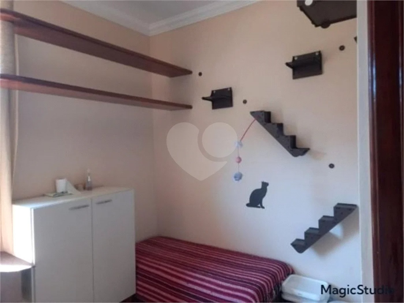 Casa com 273m², 3 dormitórios, 4 vagas, à venda no Tremembé.