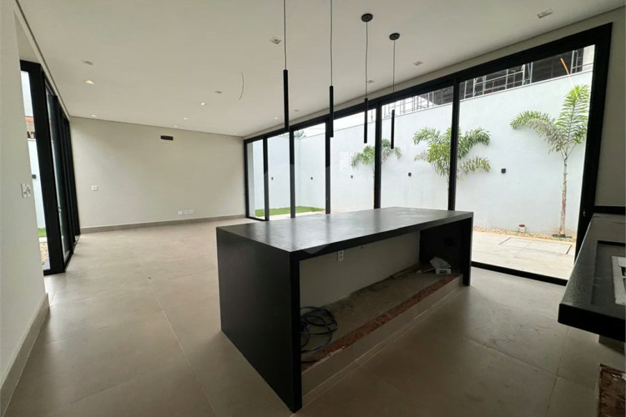 Casa recém construída com 3 suítes, no Damha 2 de Piracicaba.