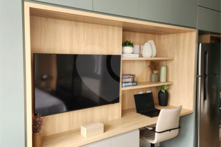Studio 28M2 para locação em Moema Pássaros