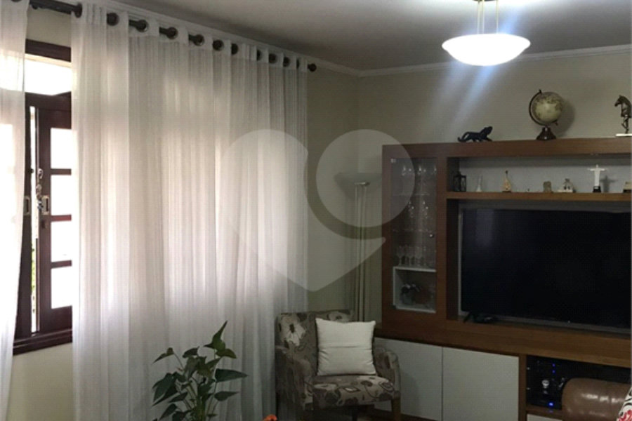 Sobrado à venda com 3 suítes em Mandaqui, São Paulo, SP