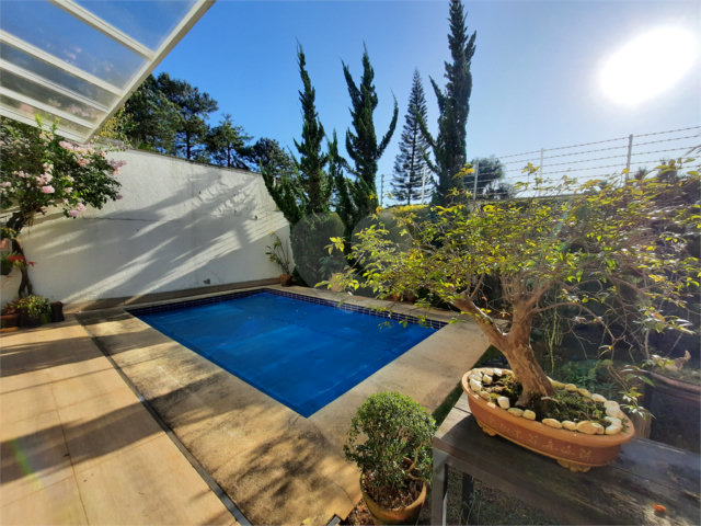 Casa à venda com 4 suítes no condomínio Las Cumbres, São Paulo - SP
