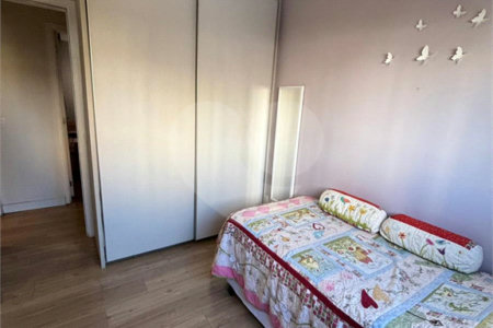 Apartamento à venda com 3 suítes em Aclimação, São Paulo, SP