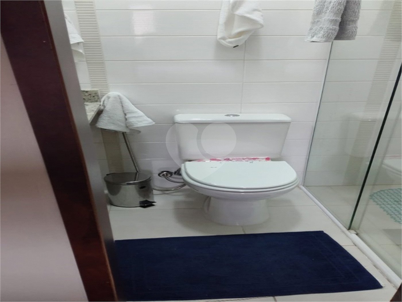 Casa à venda com 3 quartos, sendo 2 suítes, no condomínio Villa's Residencial, São Paulo - SP