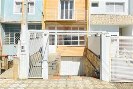 Casa à venda com 3 quartos, sendo 1 suíte, em Vila Carvalho, Sorocaba, SP