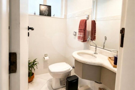 Casa à venda com 4 suítes no condomínio Tivoli, Sorocaba - SP