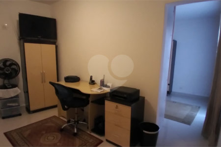 Sobrado à venda com 5 quartos, sendo 1 suíte, em Vila Maria Alta, São Paulo, SP