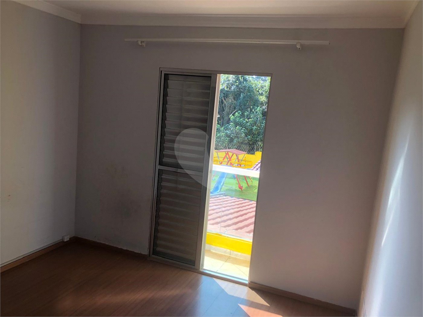 Casa à venda com 2 quartos no condomínio Residencial Armênia, Ferraz de Vasconcelos - SP