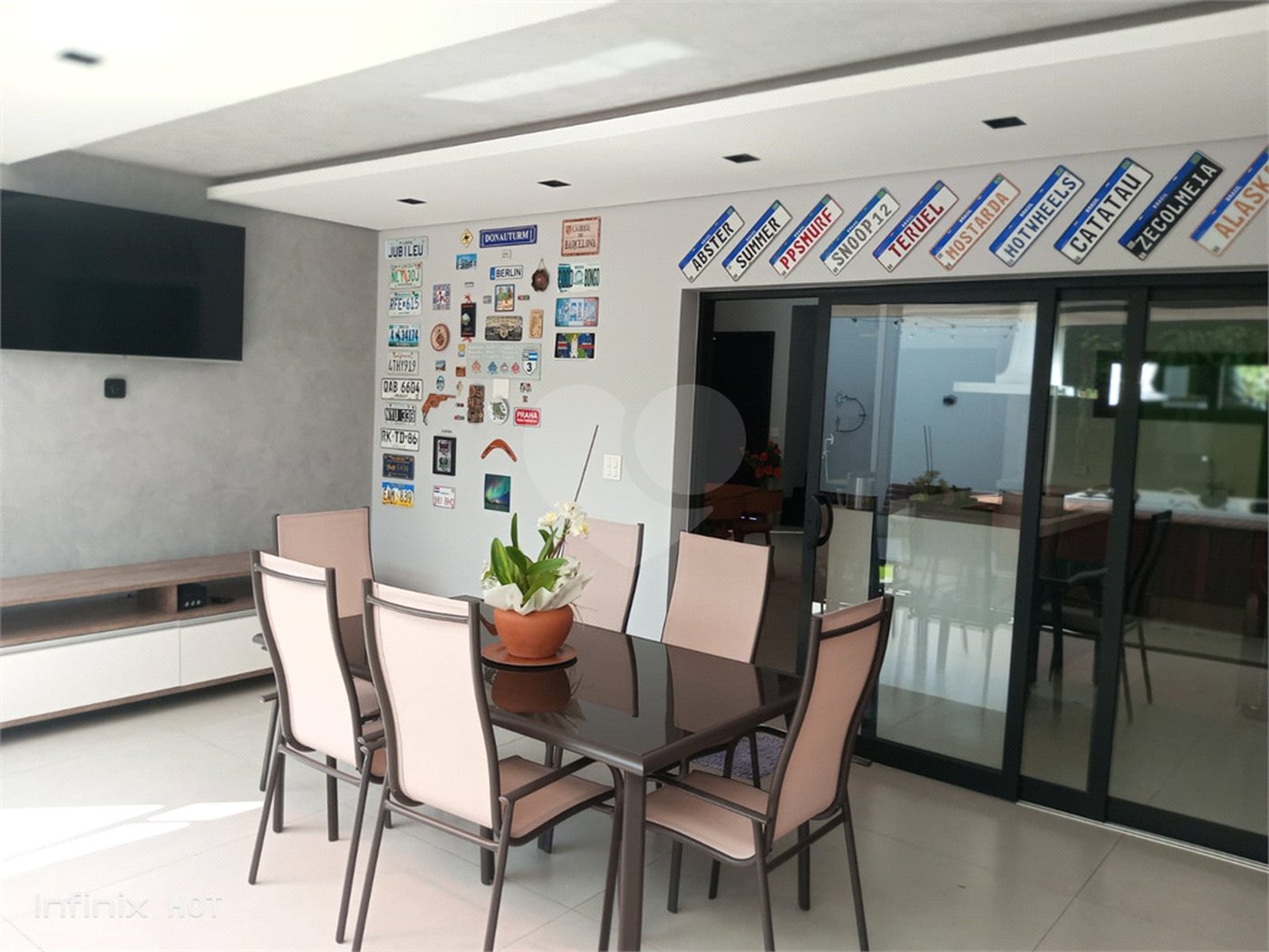 Casa à venda ou para alugar com 3 suítes no condomínio Residencial Central Parque, Salto - SP