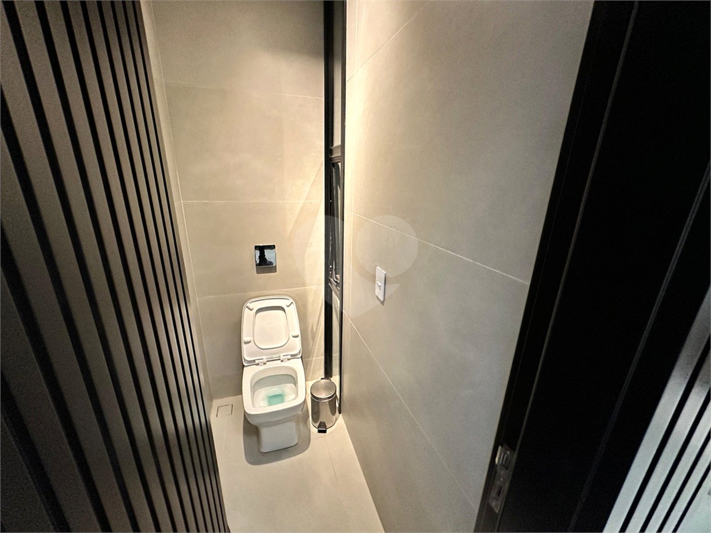 Casa à venda com 3 suítes no condomínio Residencial Florais Itália, Cuiabá - MT
