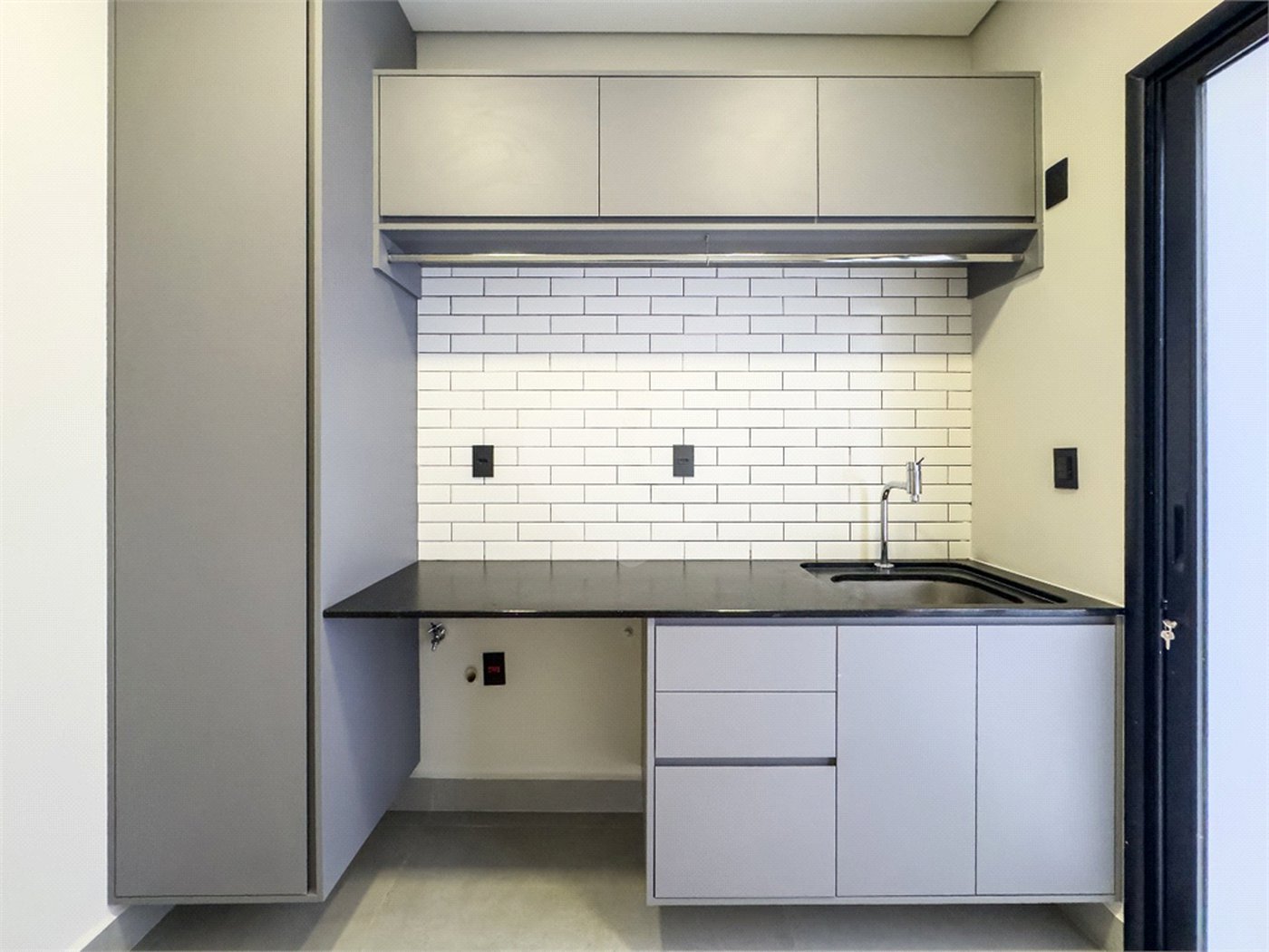 Casa à venda com 3 suítes no condomínio Residencial Helvétia Park, Indaiatuba - SP