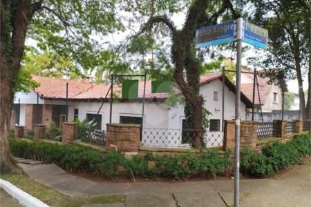 Casa Térrea à venda com 4 quartos em Brooklin, São Paulo, SP