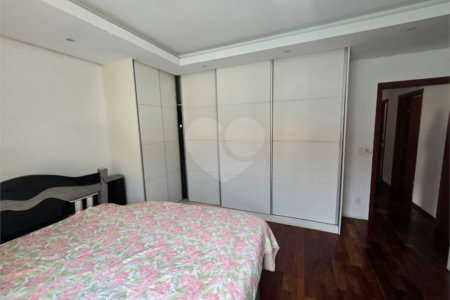 Casa à venda com 3 quartos, sendo 1 suíte,  em Jardim Shangri-lá, Itapetininga, SP
