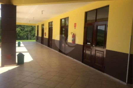 Condomínio à venda com 4 quartos, sendo 2 suítes, em Colinas do Paratehy, Mogi das Cruzes, SP